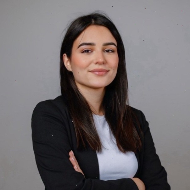 Dr. Émilie Rousseau